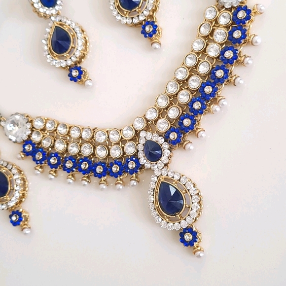 Necklace Set NIB - Picture 4 of 12